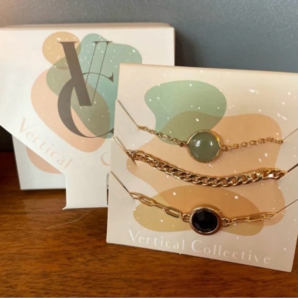 Vertical Collection Gold and Black Bracelet Set